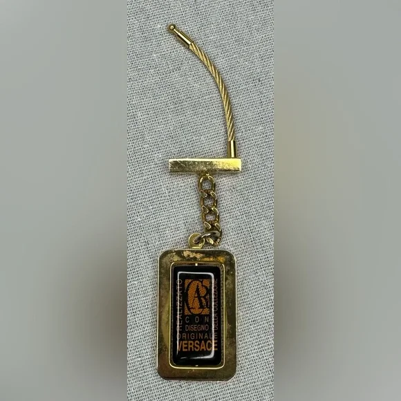 Versace Gold Key Chain, Versace della collezione Metal Keychain - Keyring - Picture 3 of 6